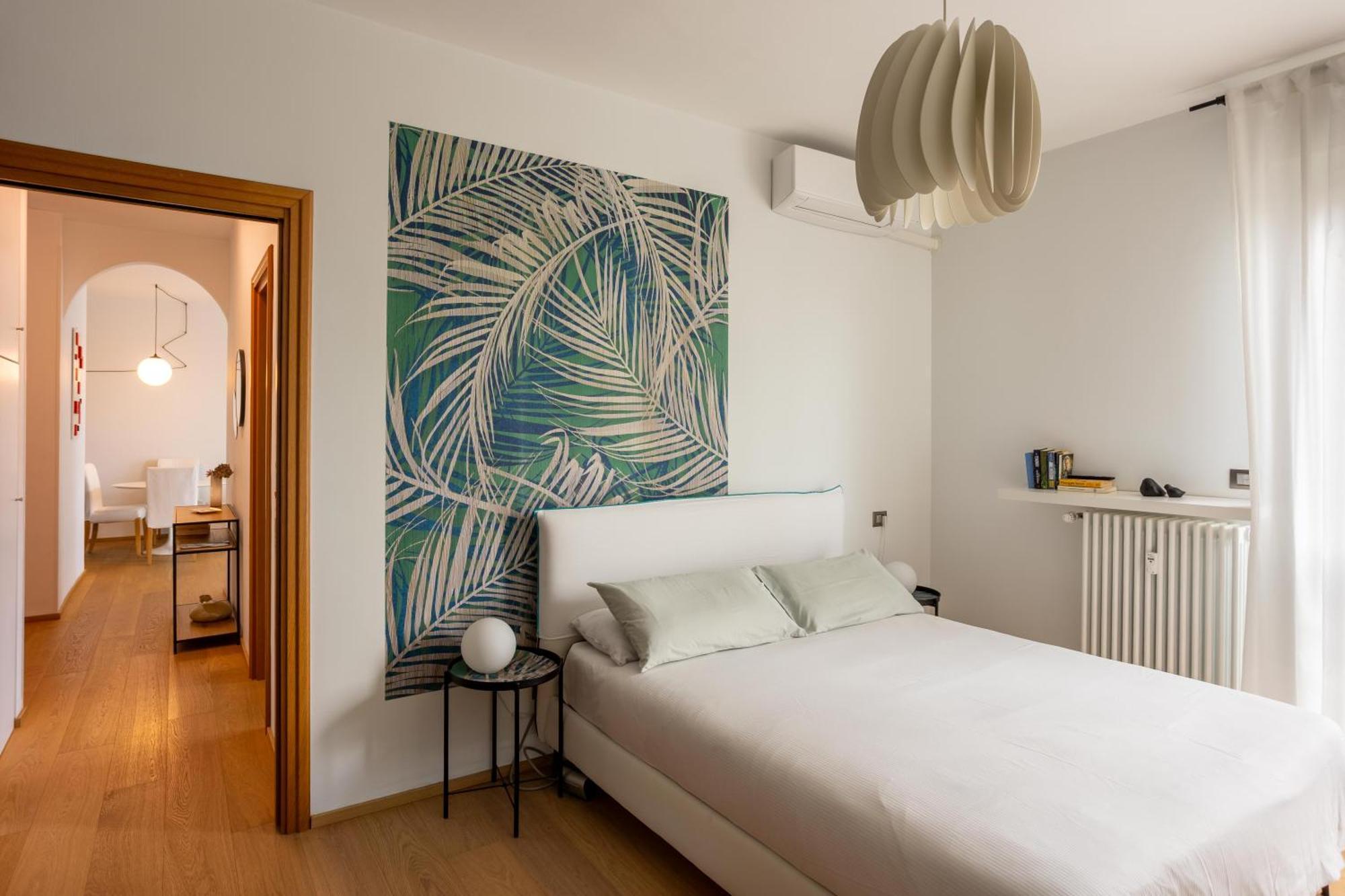 Suite 51 Appartamento Con Terrazzo A 50 Mt Dal Lago - Private Parking (Adults Only) アローナ エクステリア 写真