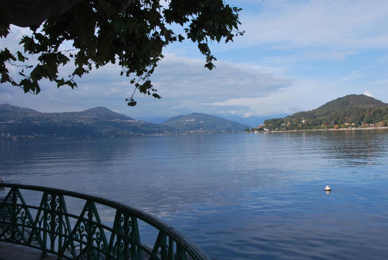 Suite 51 Appartamento Con Terrazzo A 50 Mt Dal Lago - Private Parking (Adults Only) アローナ エクステリア 写真